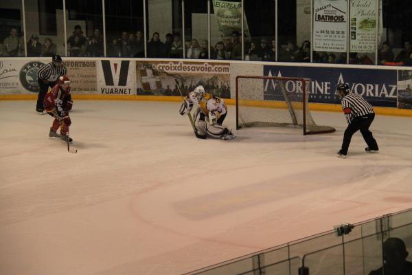 Morzine-Avoriaz 3 - 2 Chamonix 