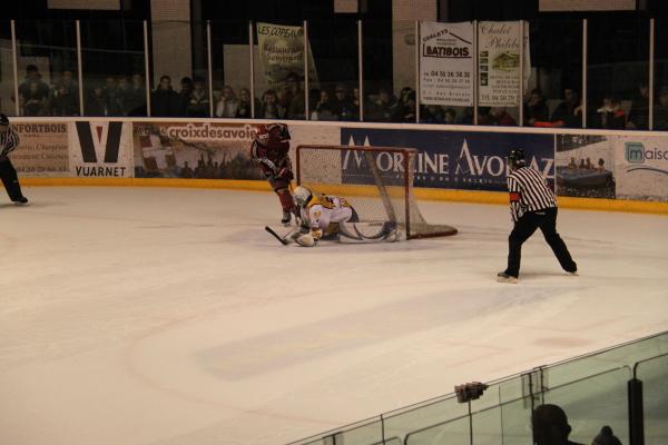 Morzine-Avoriaz 3 - 2 Chamonix 