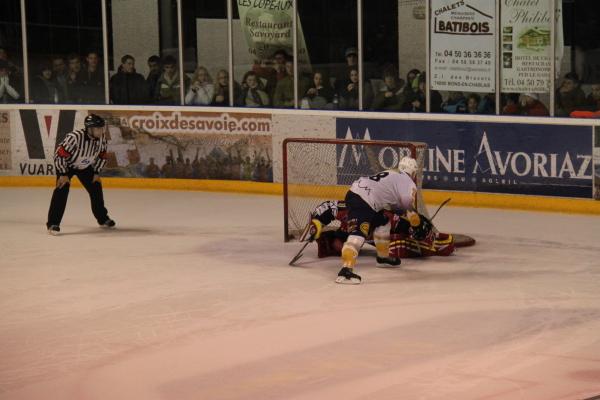 Morzine-Avoriaz 3 - 2 Chamonix 
