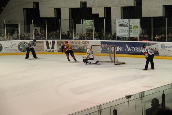 Morzine-Avoriaz 3 - 2 Chamonix 