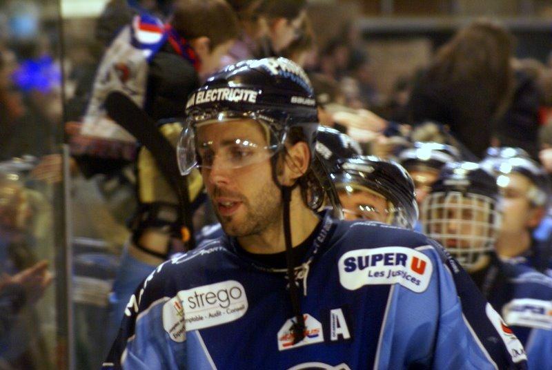 Angers  7 - 1 Gap 