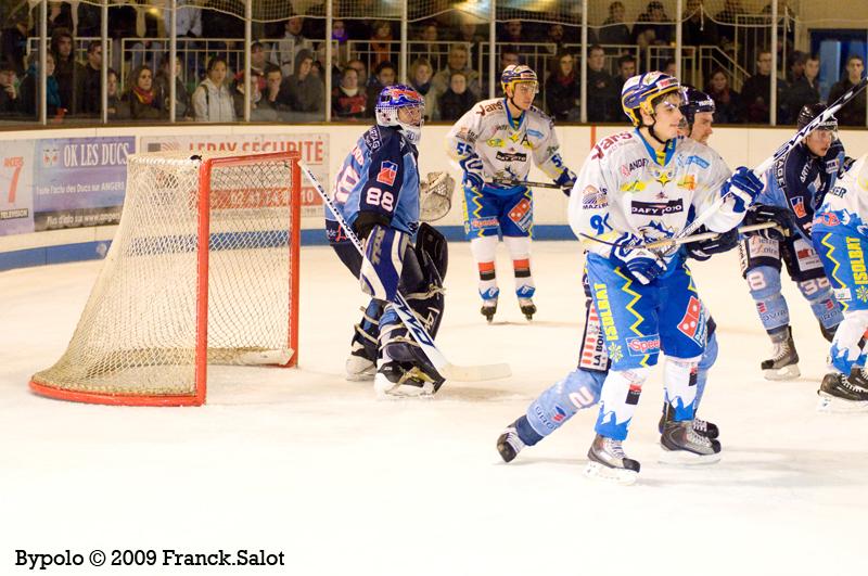 Angers  7 - 1 Gap 