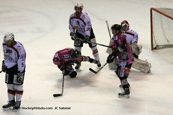Amiens  5 - 4 Briançon 