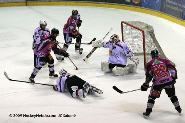 Amiens  5 - 4 Briançon 