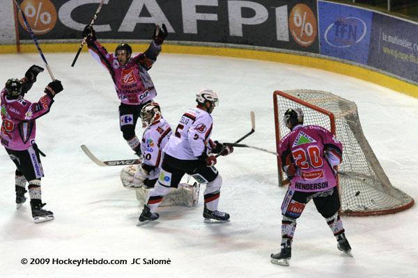 Amiens  5 - 4 Briançon 