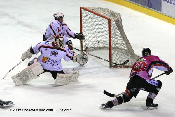 Amiens  5 - 4 Briançon 