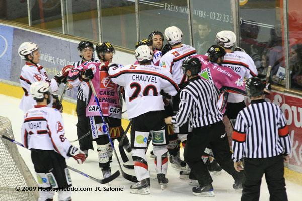 Amiens  5 - 4 Briançon 