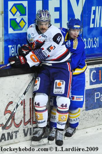Villard-de-Lans 5 - 6 Grenoble 