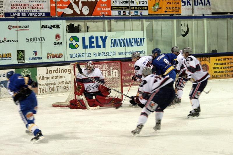 Villard-de-Lans 5 - 6 Grenoble 