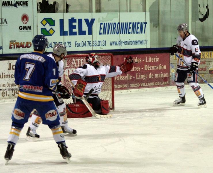 Villard-de-Lans 5 - 6 Grenoble 