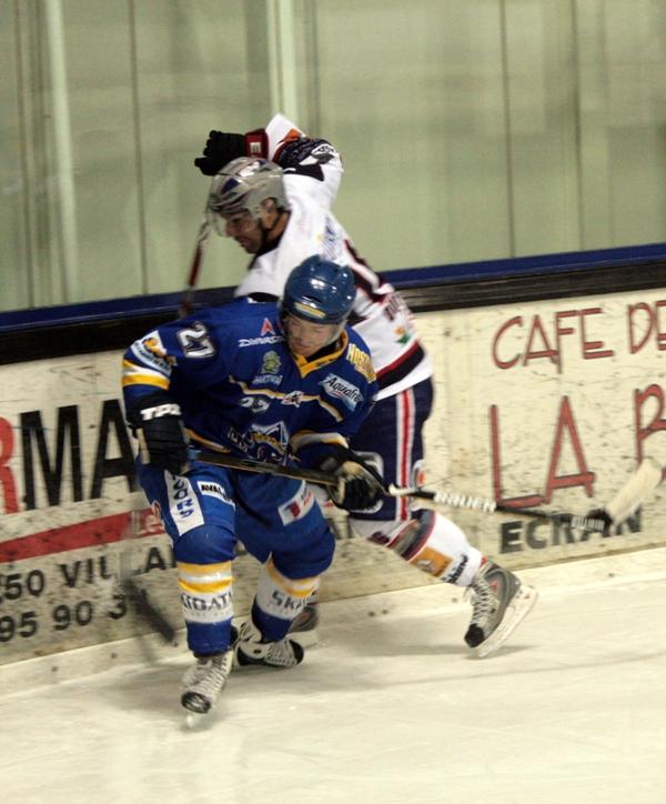 Villard-de-Lans 5 - 6 Grenoble 