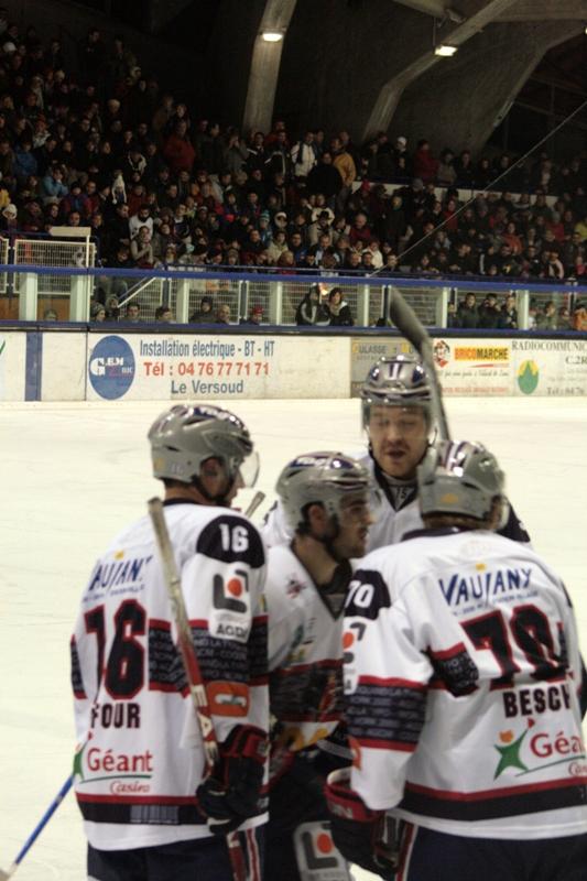 Villard-de-Lans 5 - 6 Grenoble 