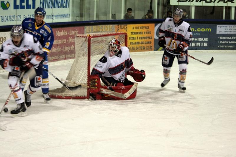 Villard-de-Lans 5 - 6 Grenoble 