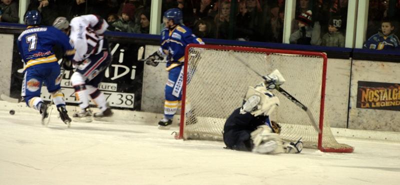 Villard-de-Lans 5 - 6 Grenoble 