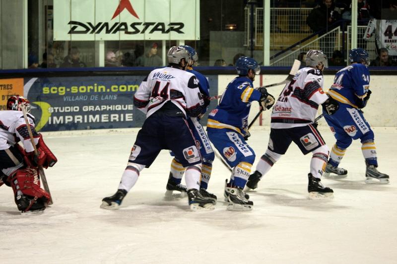 Villard-de-Lans 5 - 6 Grenoble 