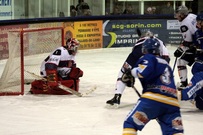 Villard-de-Lans 5 - 6 Grenoble 