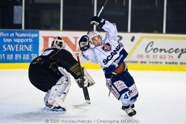 Strasbourg  2 - 3 Angers 
