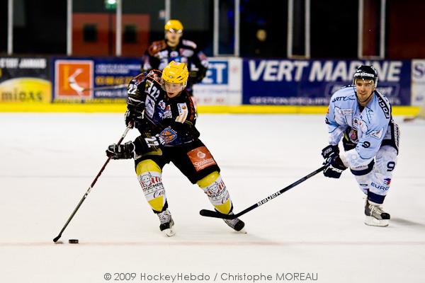 Strasbourg  2 - 3 Angers 