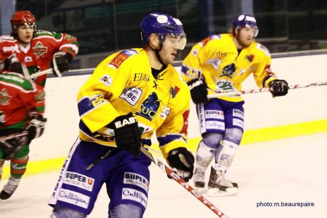 Photo hockey match Mont-Blanc - Dijon  le 02/01/2010
