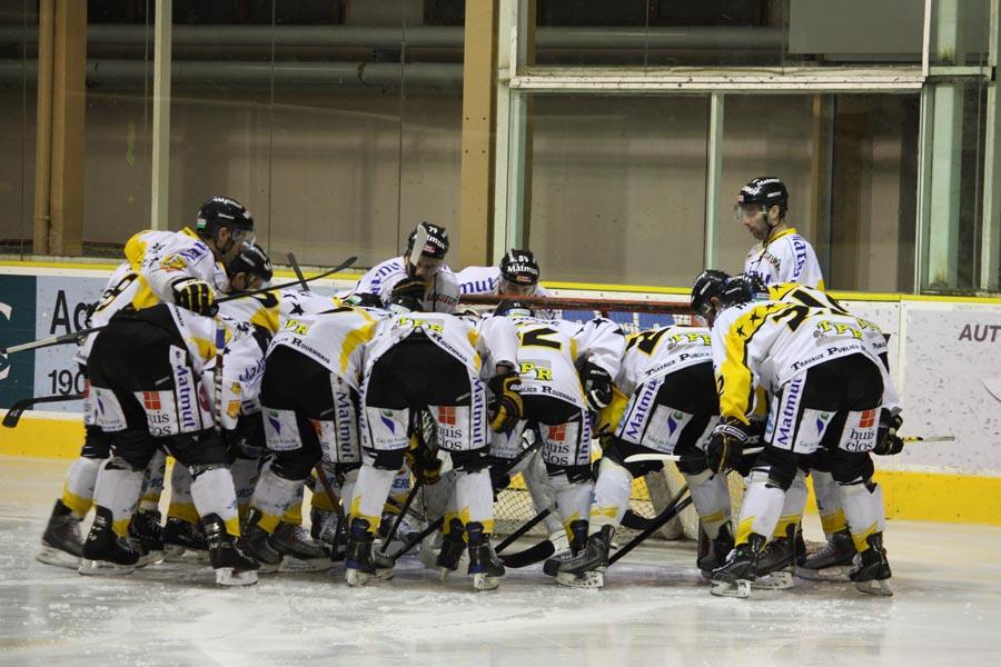 Chamonix  3 - 4 Rouen