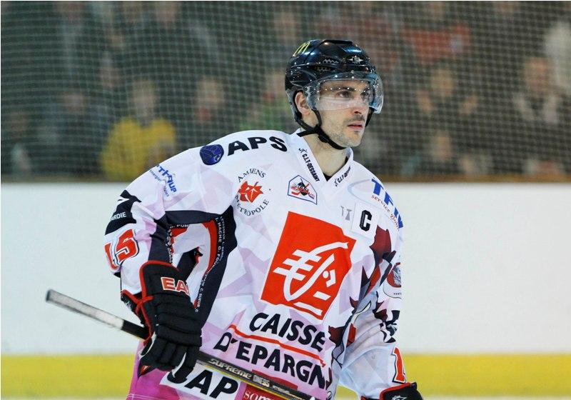 Neuilly/Marne 1 - 6 Amiens 