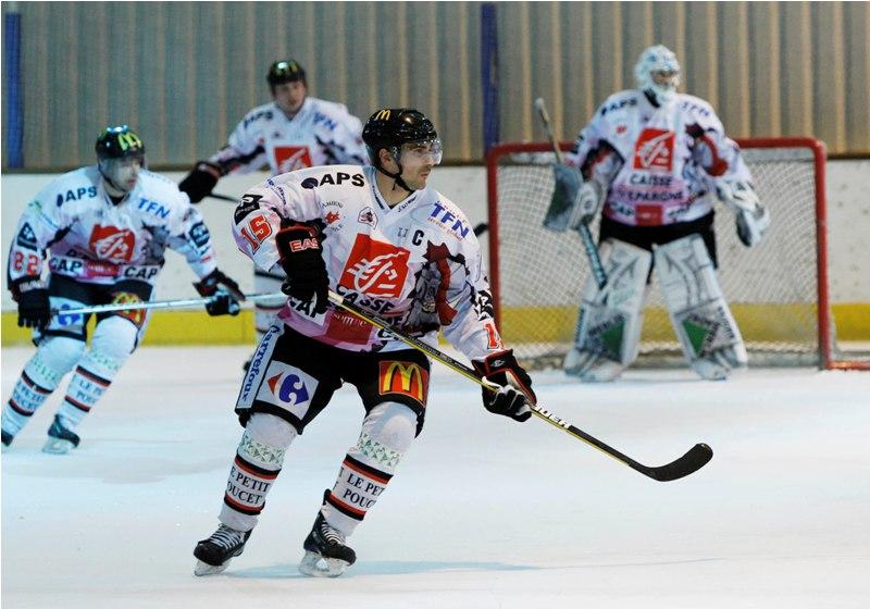 Neuilly/Marne 1 - 6 Amiens 