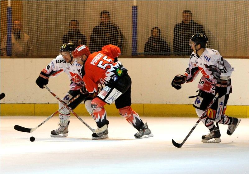 Neuilly/Marne 1 - 6 Amiens 