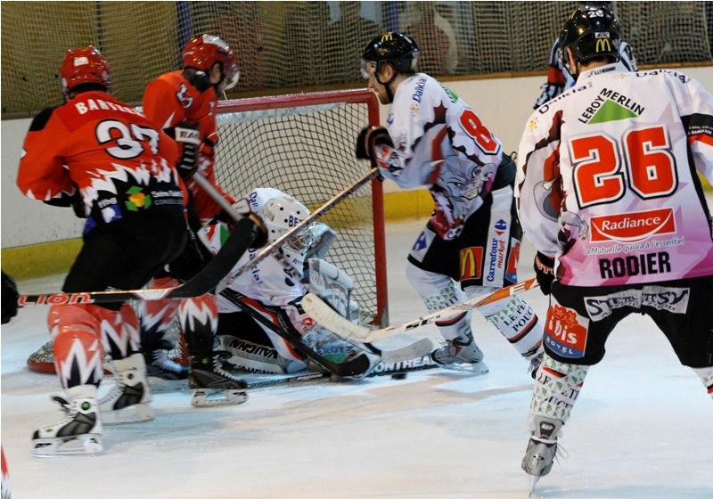 Neuilly/Marne 1 - 6 Amiens 