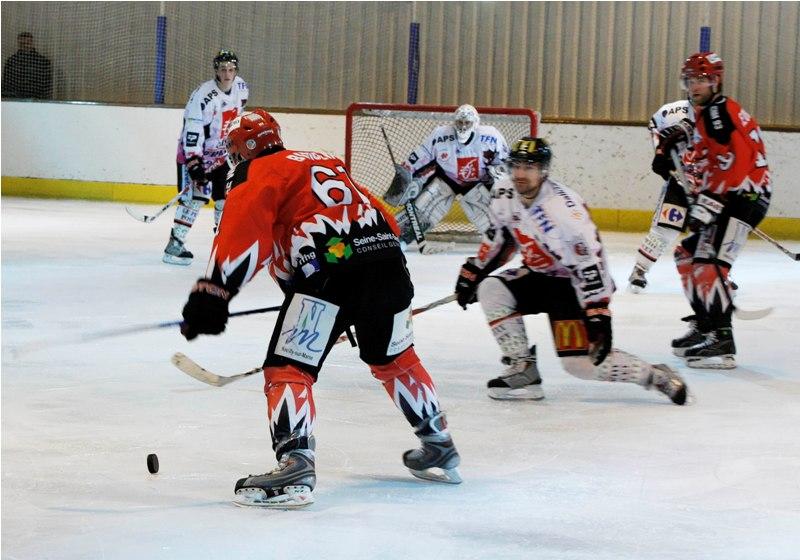 Neuilly/Marne 1 - 6 Amiens 