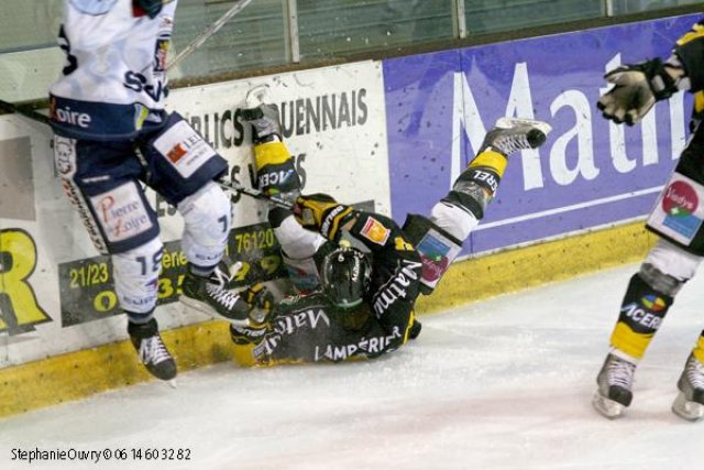Photo hockey match Rouen - Angers  le 05/01/2010