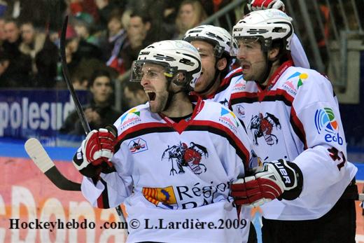 Grenoble  2 - 7 Briançon 