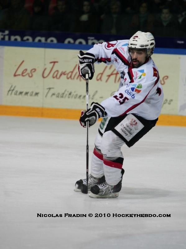 Grenoble  2 - 7 Briançon 