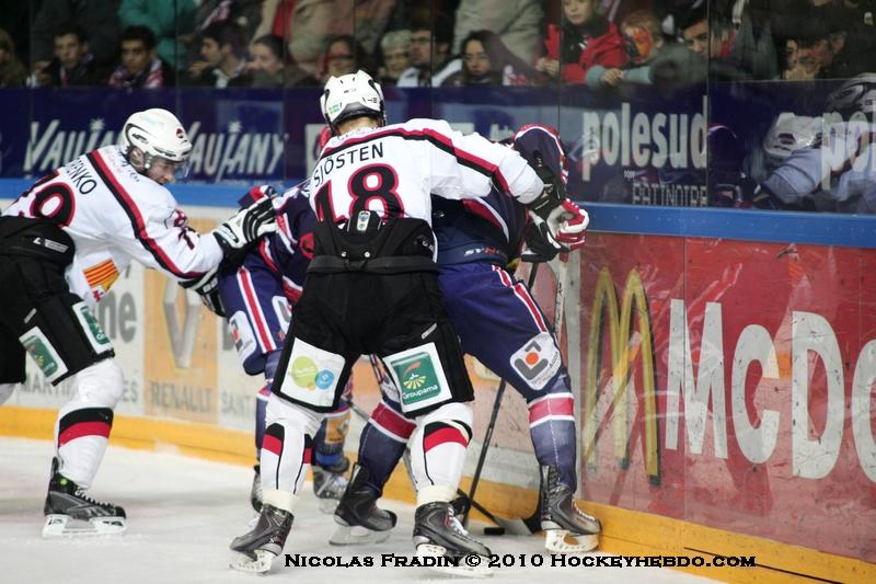 Grenoble  2 - 7 Briançon 