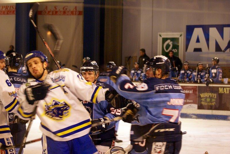 Angers  5 - 3 Villard-de-Lans