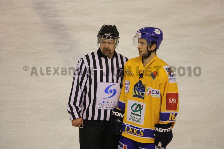 Chamonix  4 - 5 Dijon 