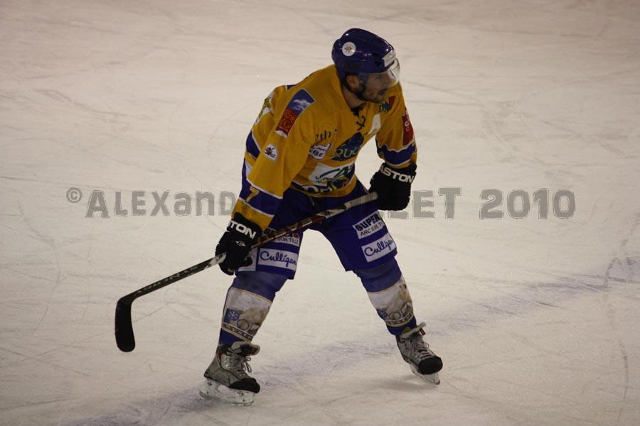 Chamonix  4 - 5 Dijon 