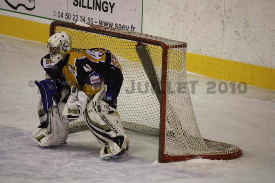 Chamonix  4 - 5 Dijon 