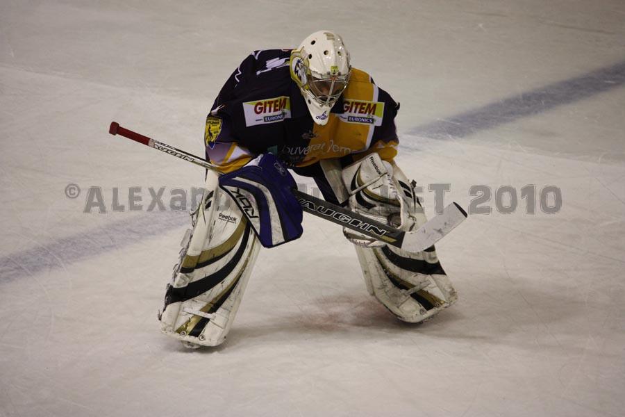 Chamonix  4 - 5 Dijon 
