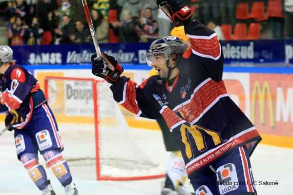 Grenoble  5 - 3 Strasbourg 