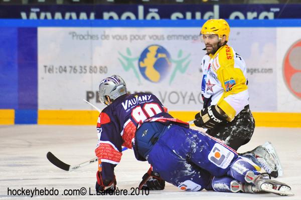 Grenoble  5 - 3 Strasbourg 