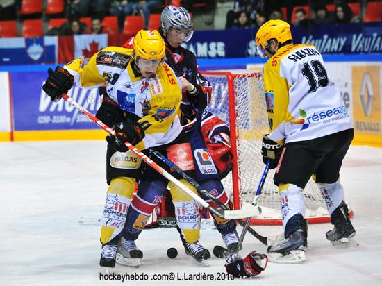 Grenoble  5 - 3 Strasbourg 