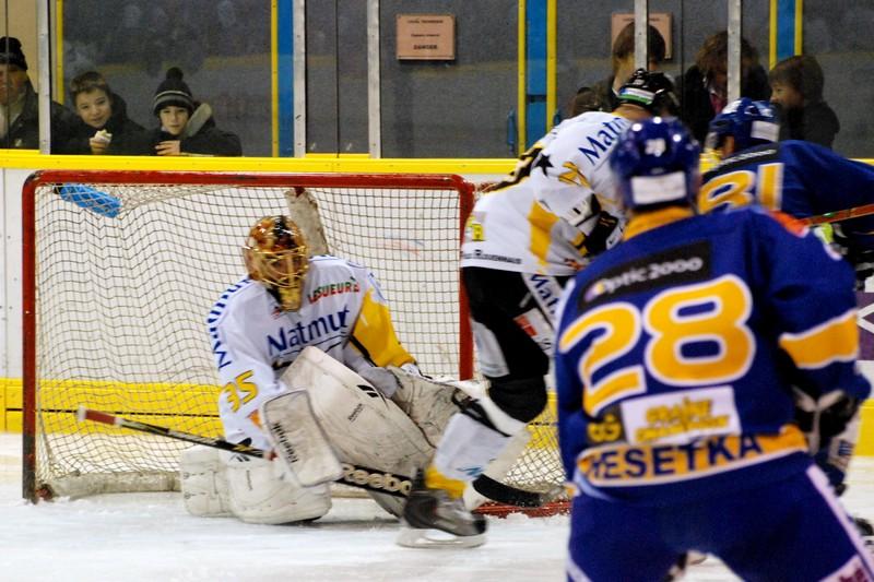 Dijon  2 - 4 Rouen