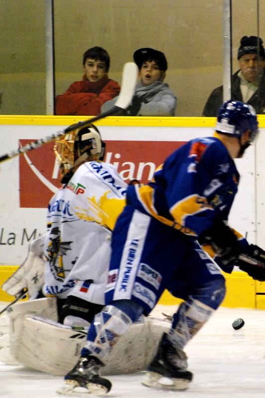 Dijon  2 - 4 Rouen