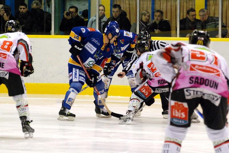 Dijon  3 - 4 Amiens 