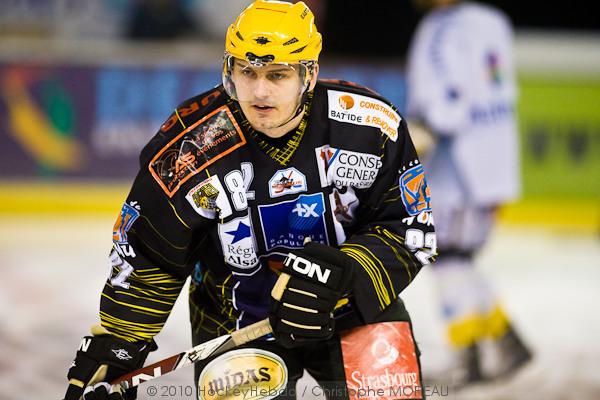 Strasbourg  2 - 4 Rouen
