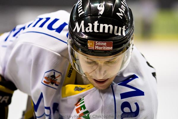 Strasbourg  2 - 4 Rouen
