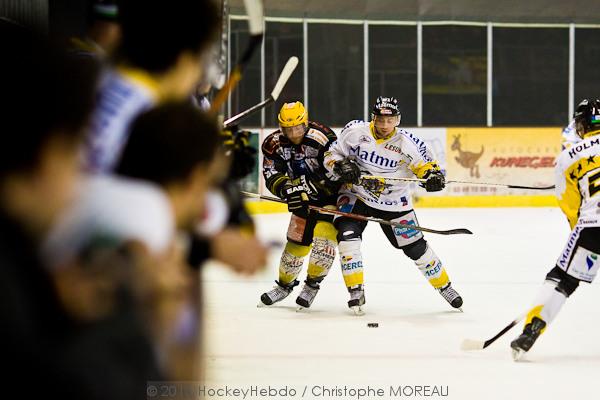 Strasbourg  2 - 4 Rouen