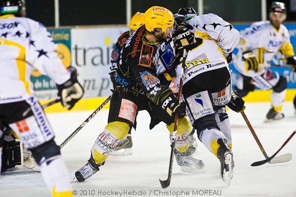 Strasbourg  2 - 4 Rouen