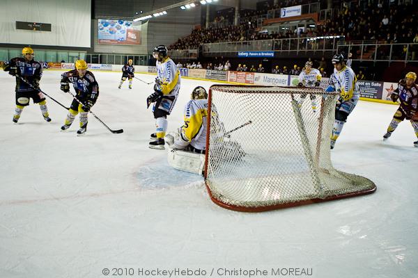 Strasbourg  2 - 4 Rouen