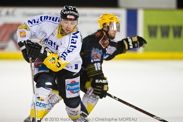 Strasbourg  2 - 4 Rouen